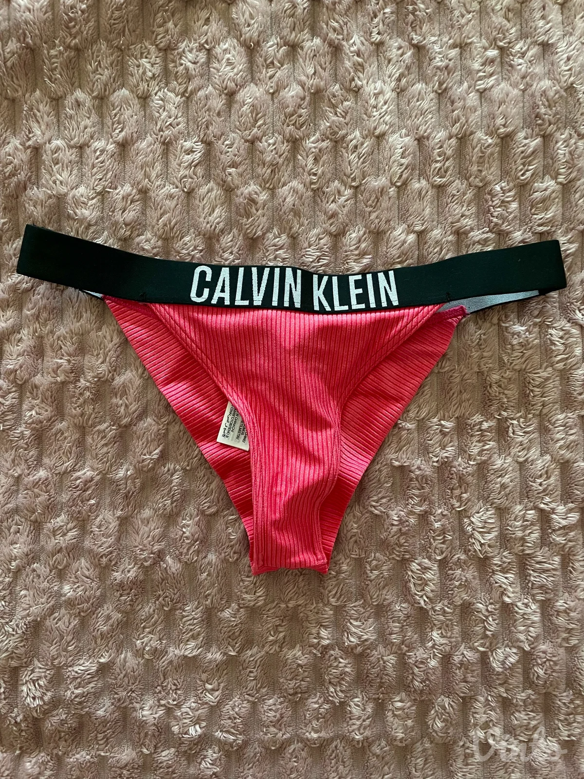 Calvin Klein kupaci