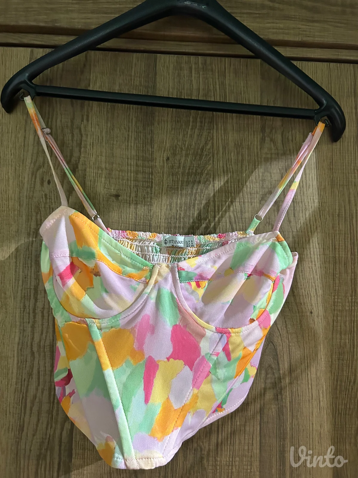 Sareni Stradivarius korset od tila