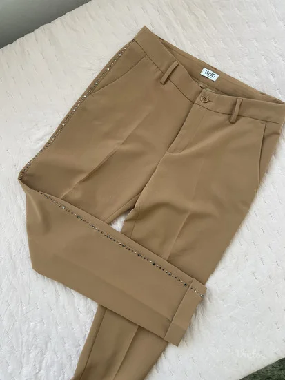 Liu Jo svečane kamel pantalone