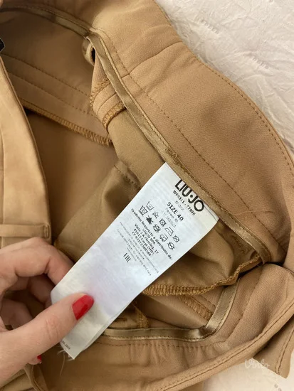 Liu Jo svečane kamel pantalone