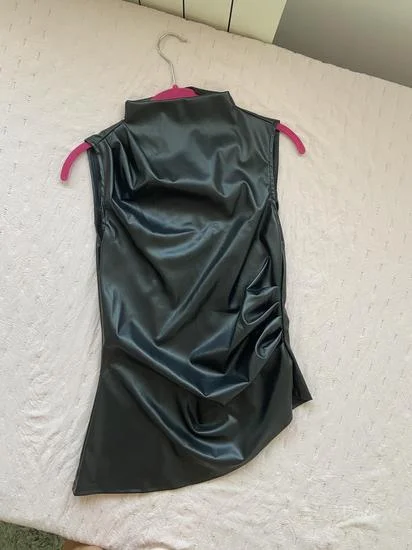 Asimetrični kožni top