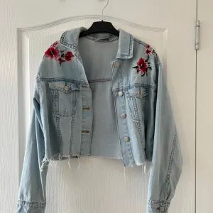 Teksas jakna Bershka XS