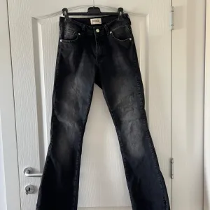 Farmerke 36 NOVE