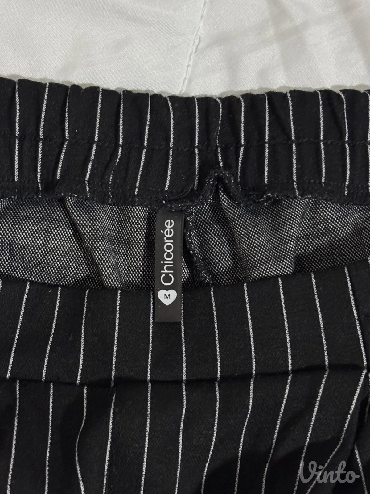 prugaste pantalone