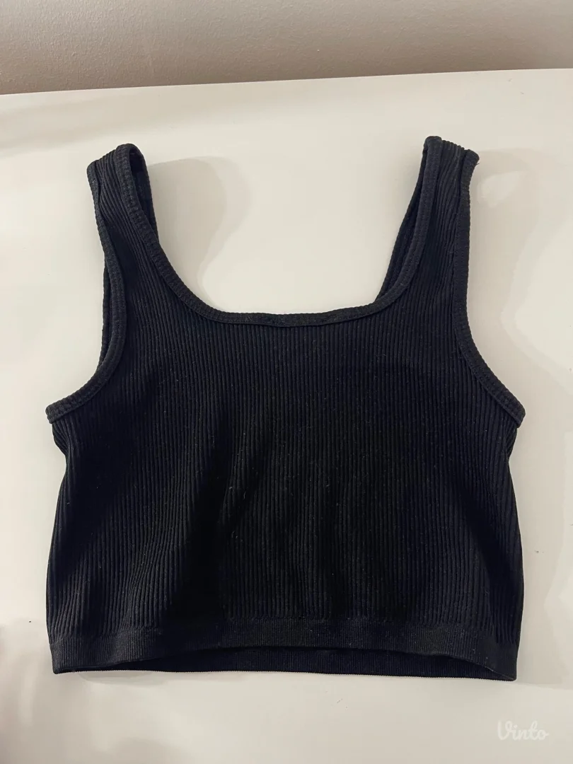 Basic crni top