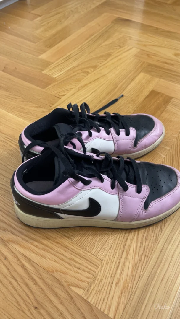 Nike Air Jordan 1 Low