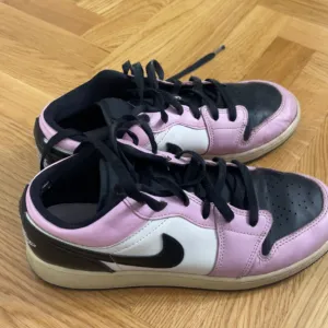 Nike Air Jordan 1 Low