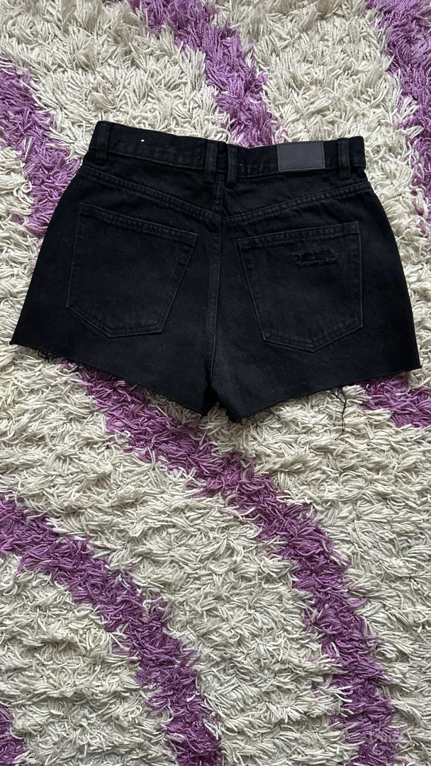 crni teksas šorc - Pull&Bear