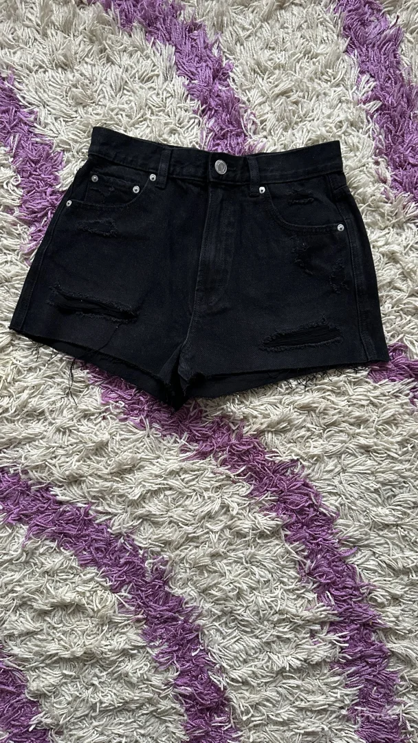 crni teksas šorc - Pull&Bear