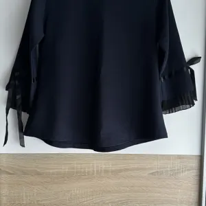 teget bluza sa 3/4 rukavima