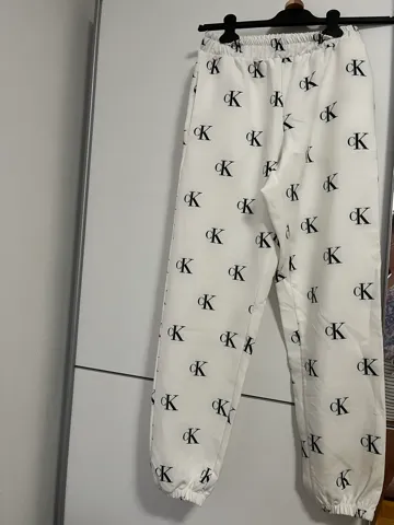 Calvin klein trenerke c