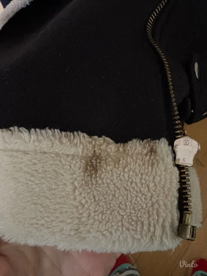 Stradivarius jaknica