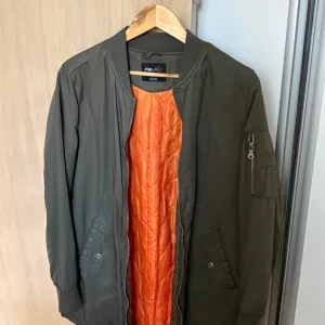 Njujorker bomber jakna