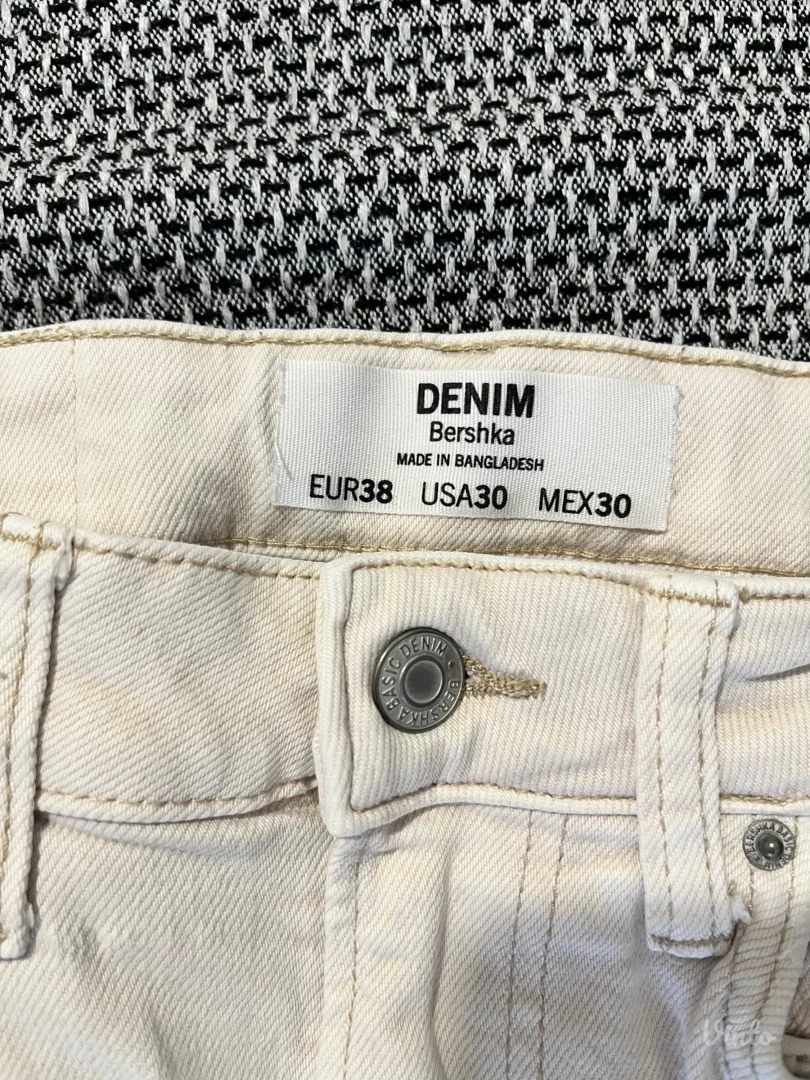 Bershka bele farmerke