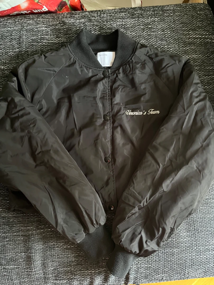 Bershka jakna