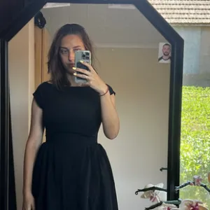 Prestiž - crna svečana haljina