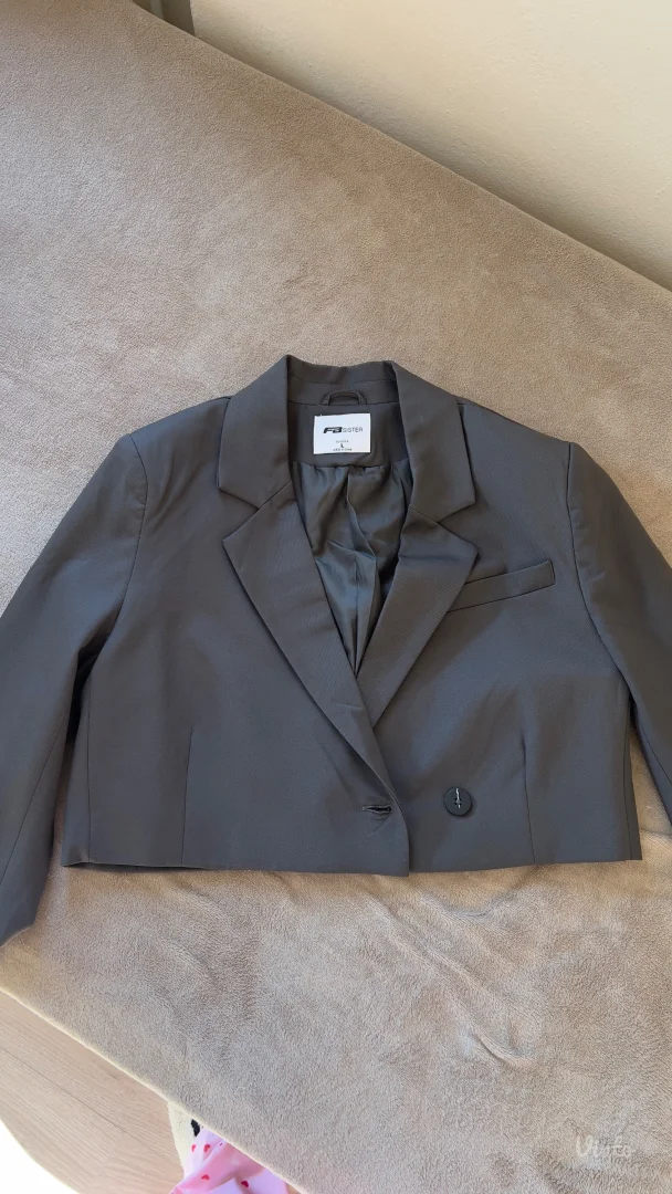 New Yorker - sivi kratki sako