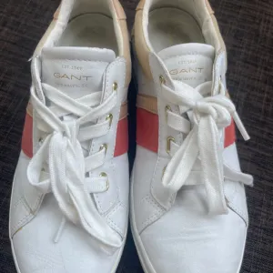 Patike Gant 39 kao nove ( koza )