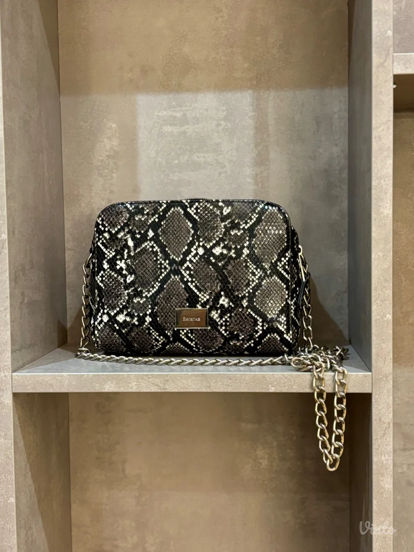 ♣️ BERSHKA TORBICA ♣️