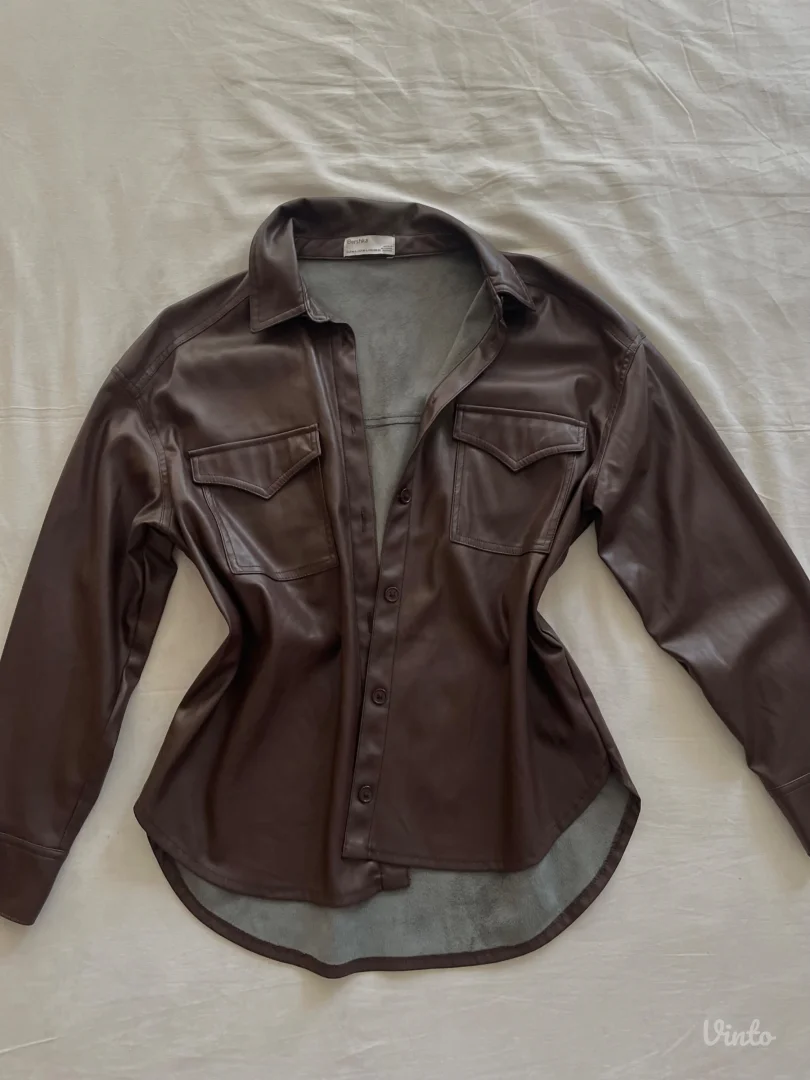 AKCIJA Bershka košulja/jaknica