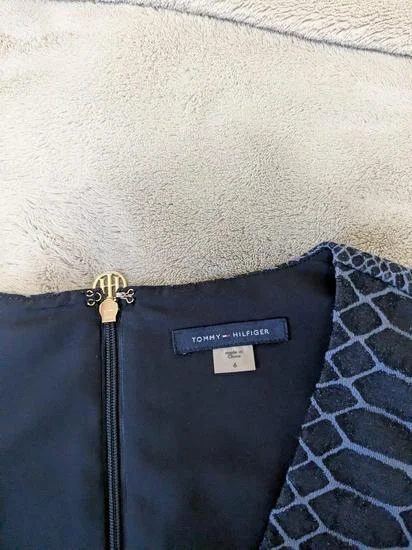 Tommy hilfiger haljina
