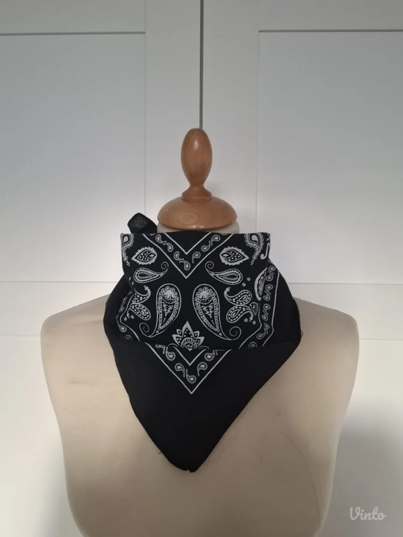 New Yorker - bandana