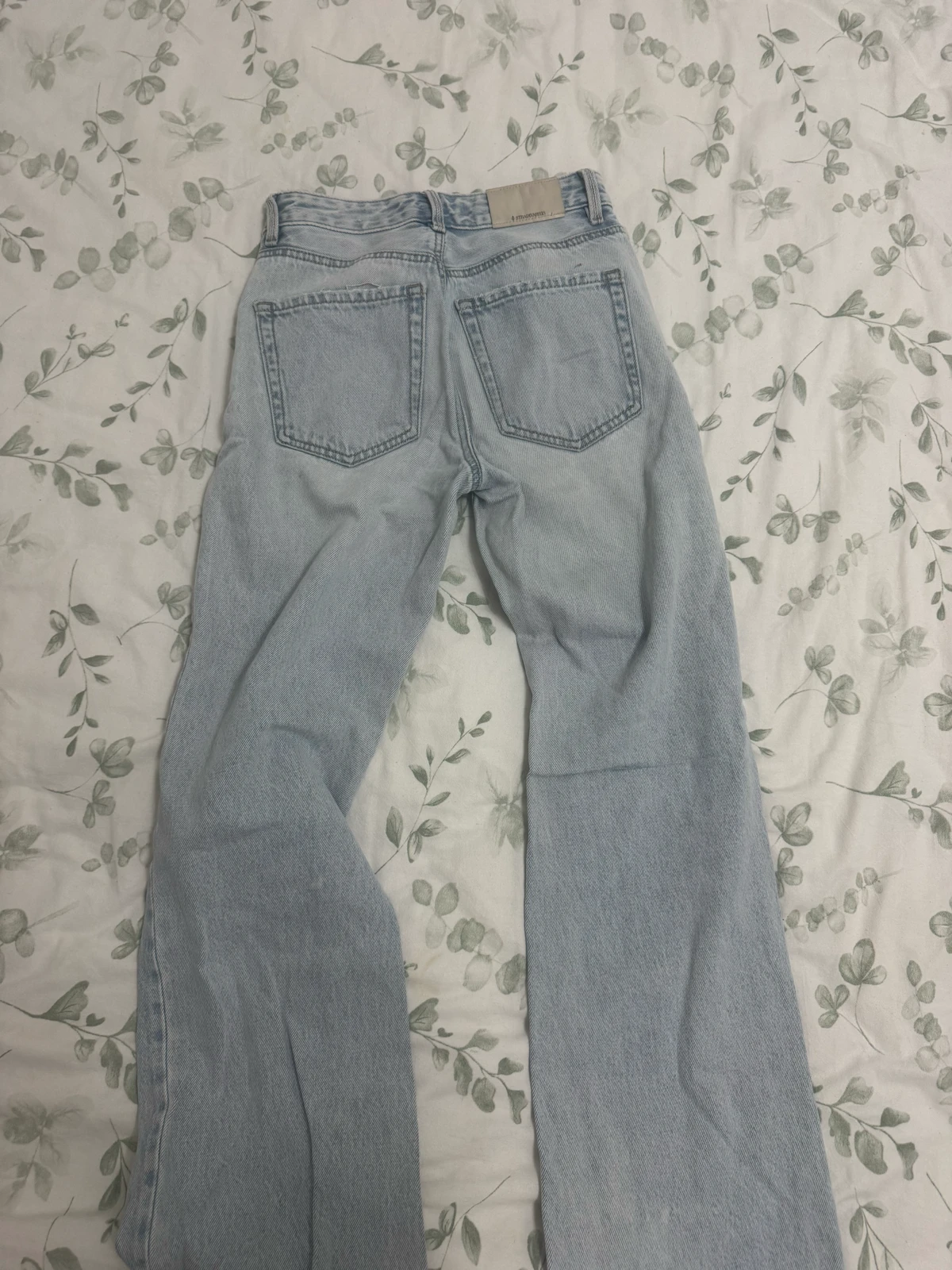 Stradivarius farmerke D92