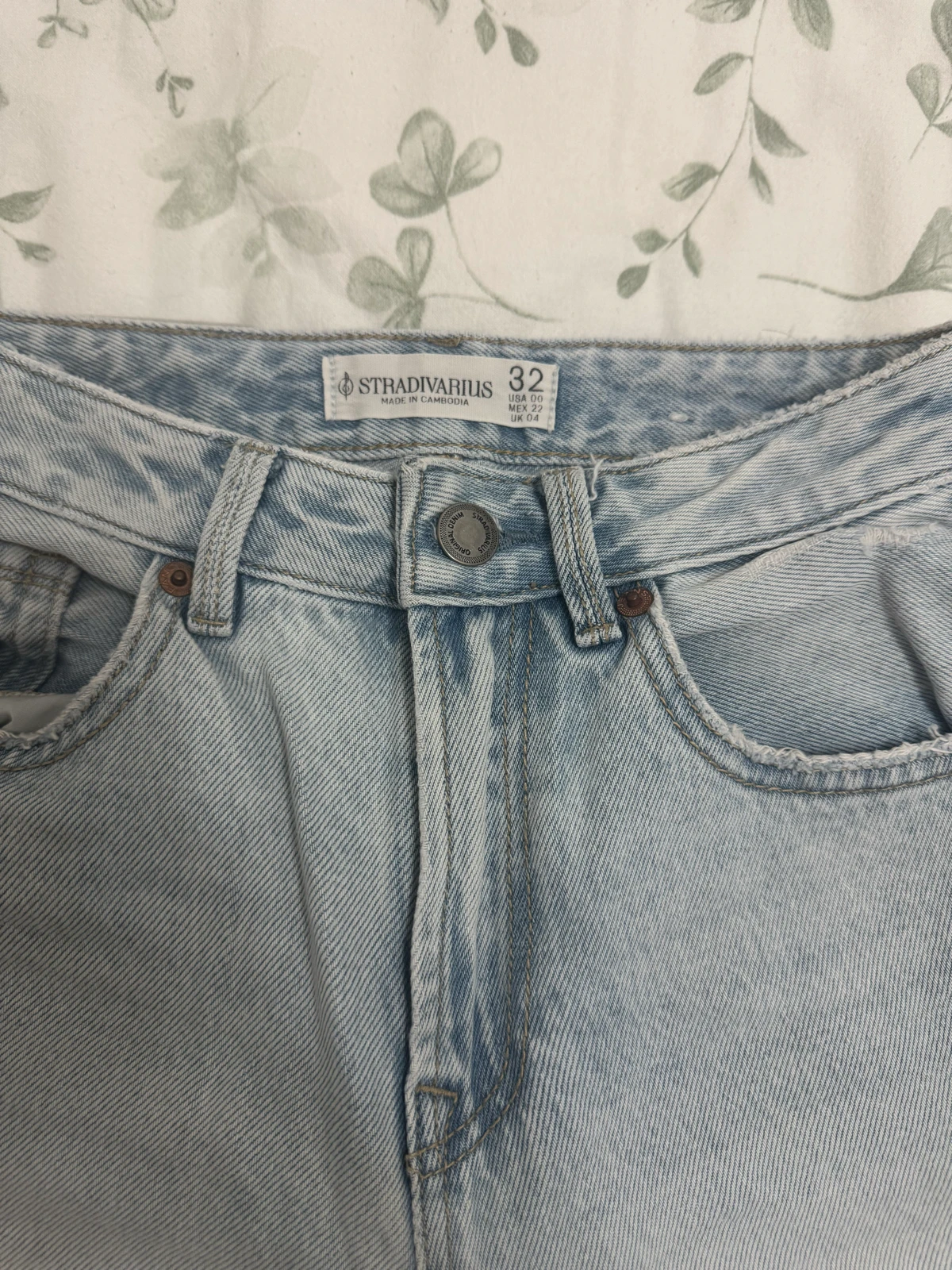 Stradivarius farmerke D92