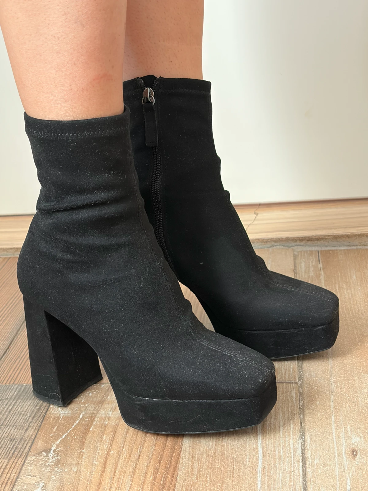 Zara cizmice na platformu