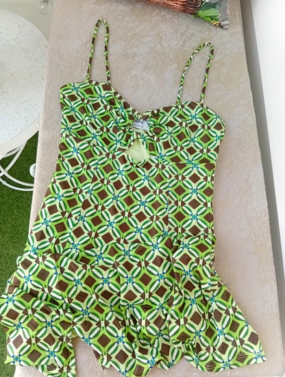 Bershka haljina NOVO