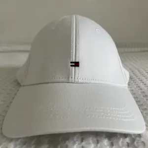 Tommy Hilfiger kačket