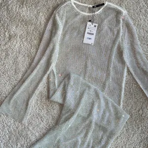 Zara rhinestone haljina