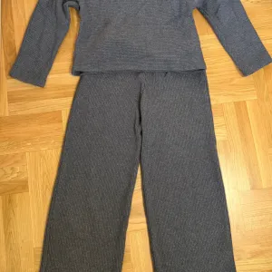 Zara komplet