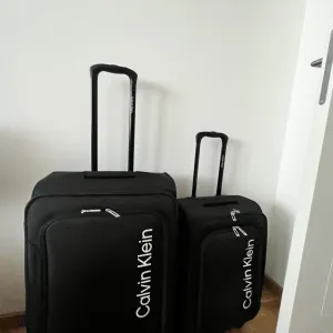 Calvin Klein komplet koferi