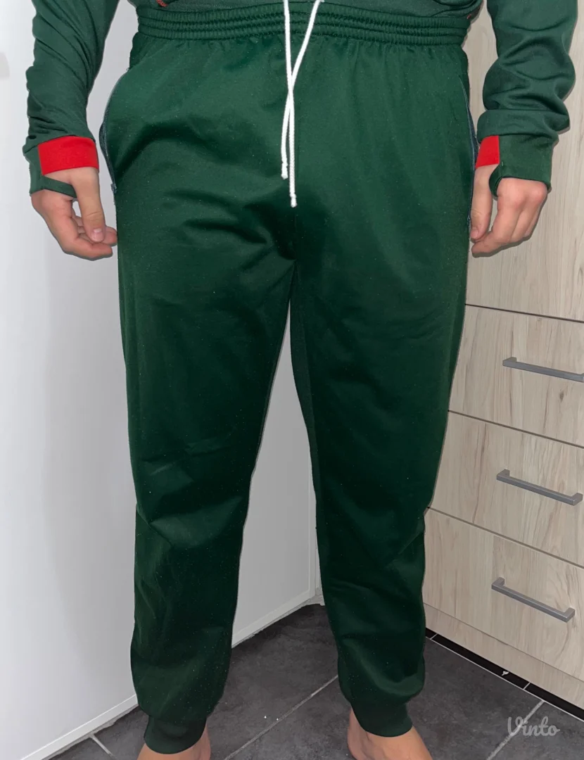 Muška Errea trenerka, pročitaj opis