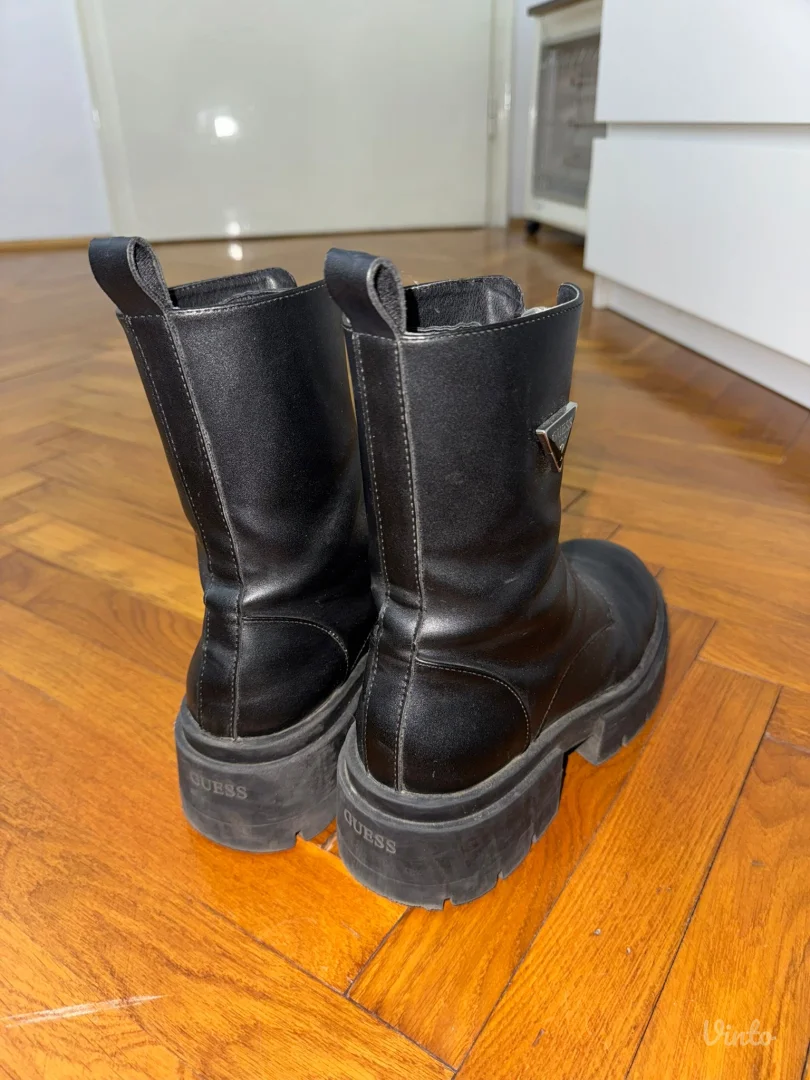 Guess čizme
