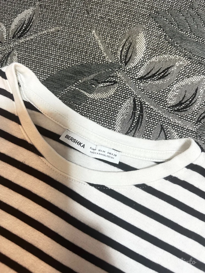 Bershka majica