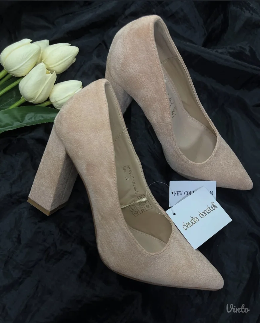 NOVE SA ETIKETOM Metro salonke