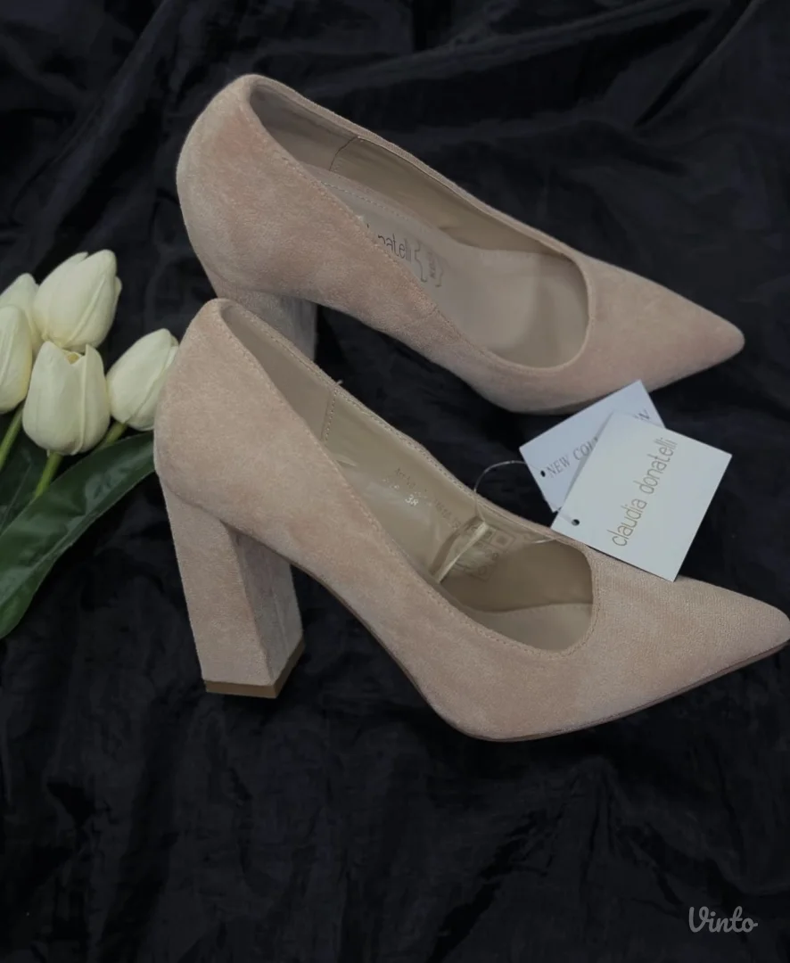 NOVE SA ETIKETOM Metro salonke