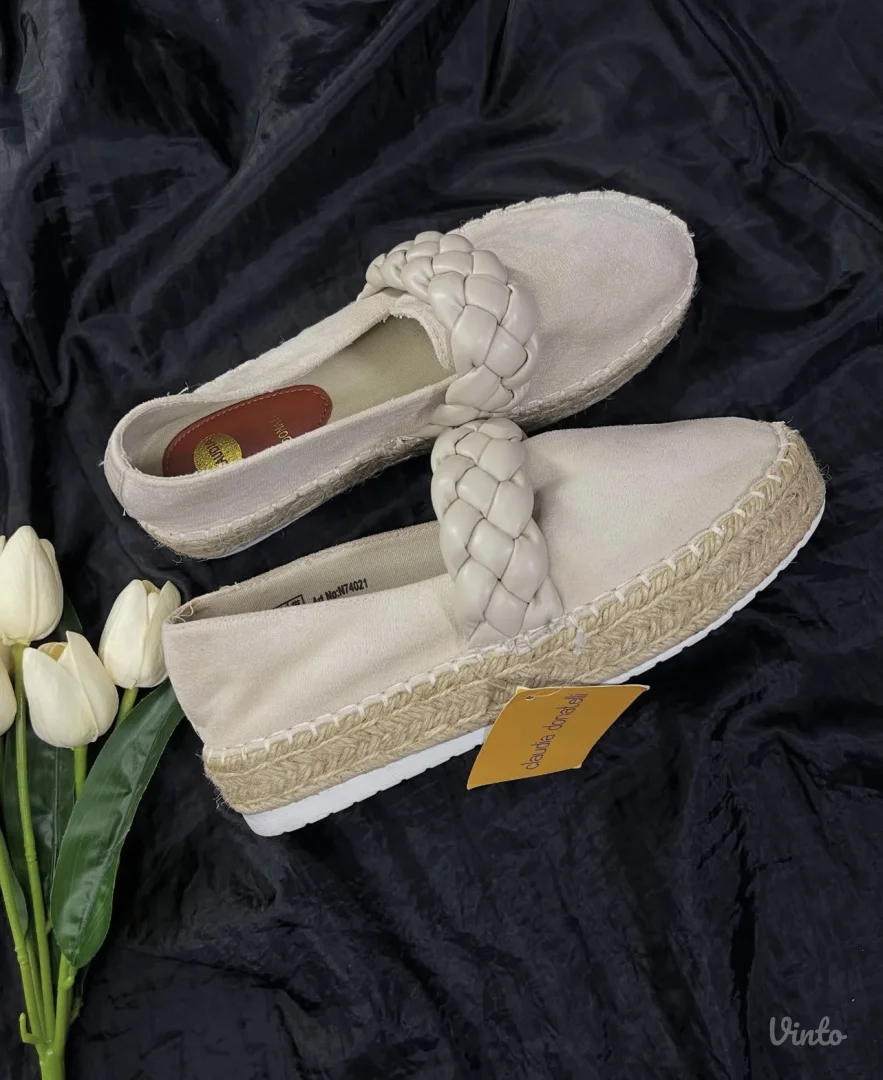 NOVO SA ETIKETOM Metro espadrile