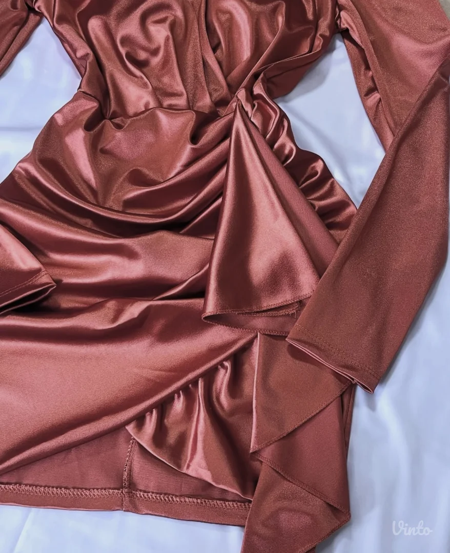 Saten svila haljina jednom nošena XS/S