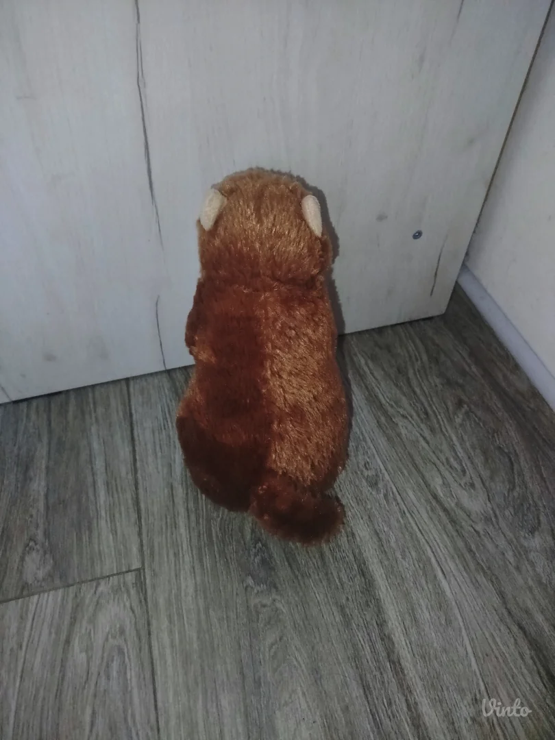 Dabar plisana igracka