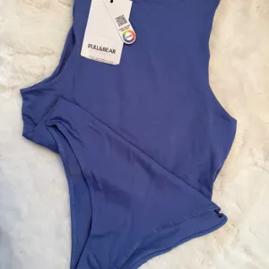 Pull&bear bodi sa etiketom