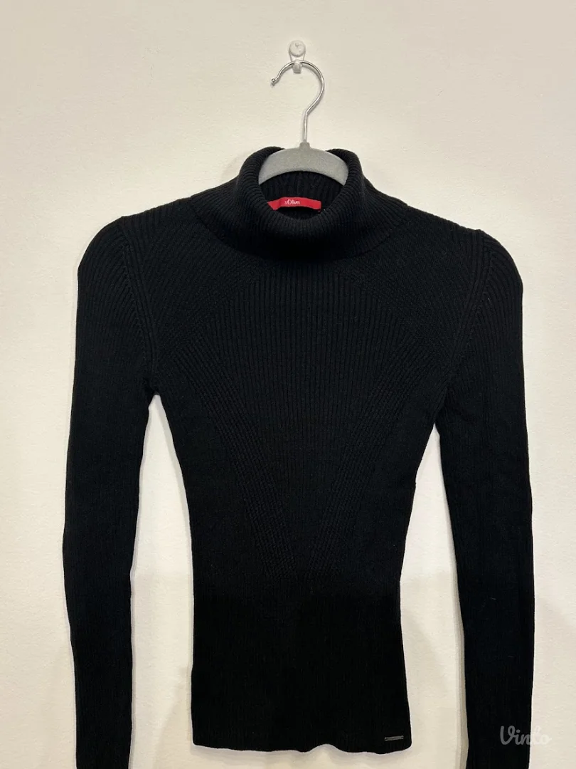 s.Oliver - crna rolka