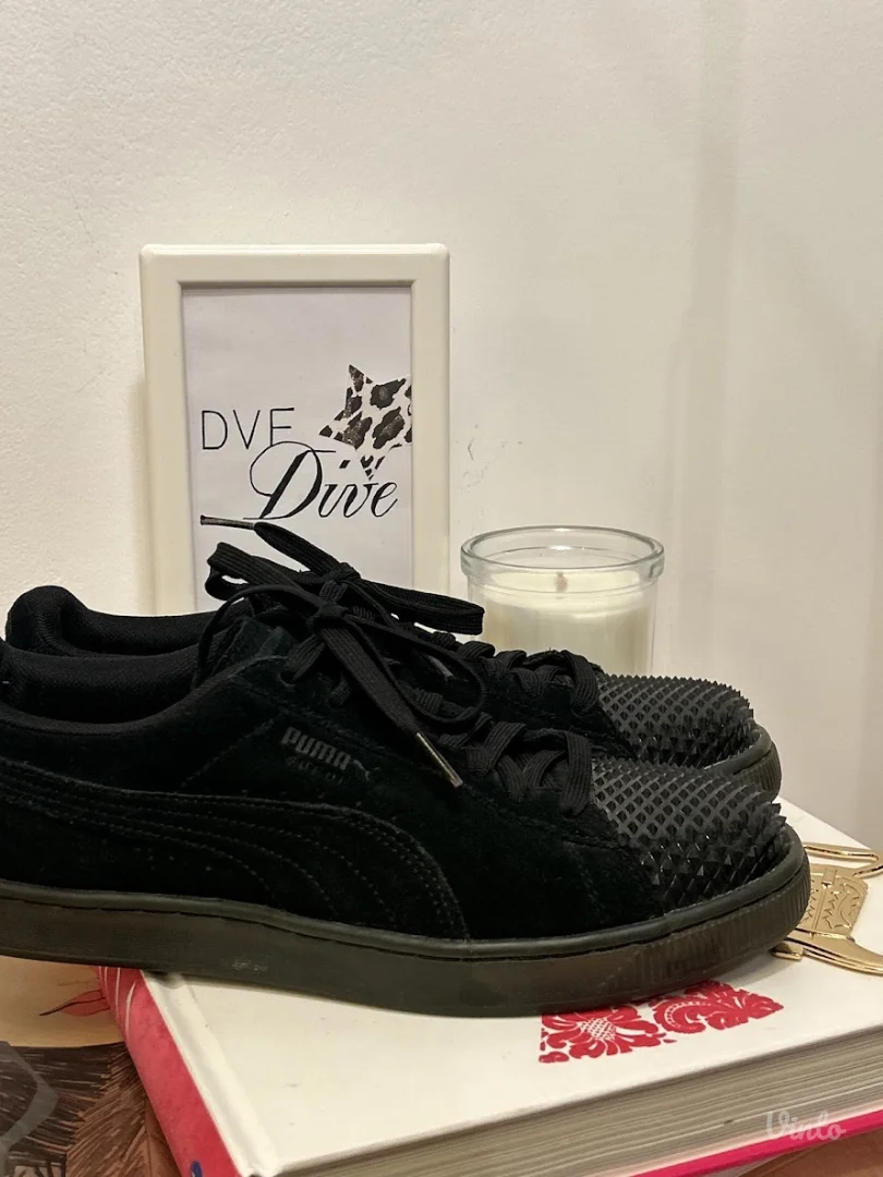 Puma - black spiky patike