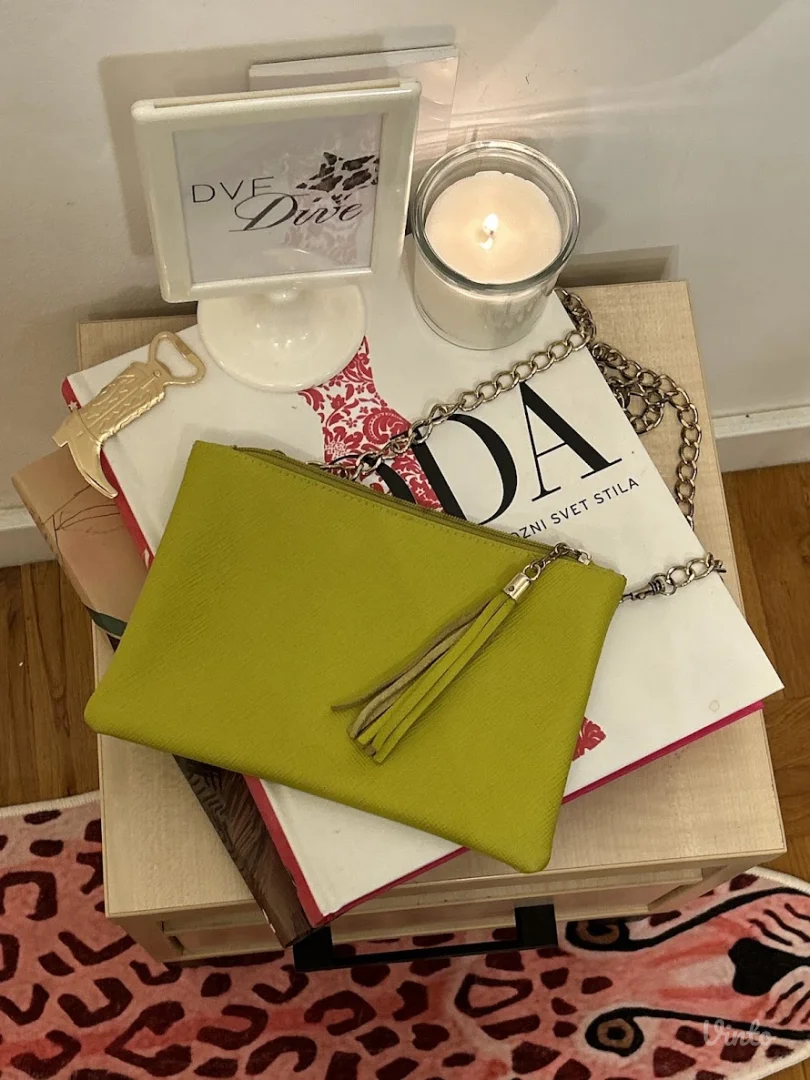 Lime green kožna torbica