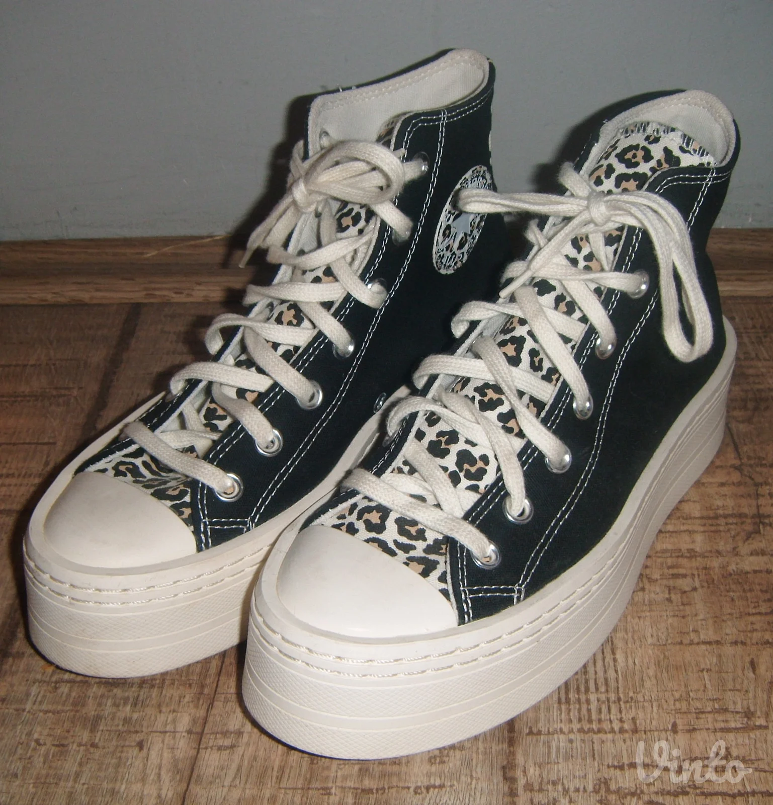 ženske converse chuck taylor modern lift [39]