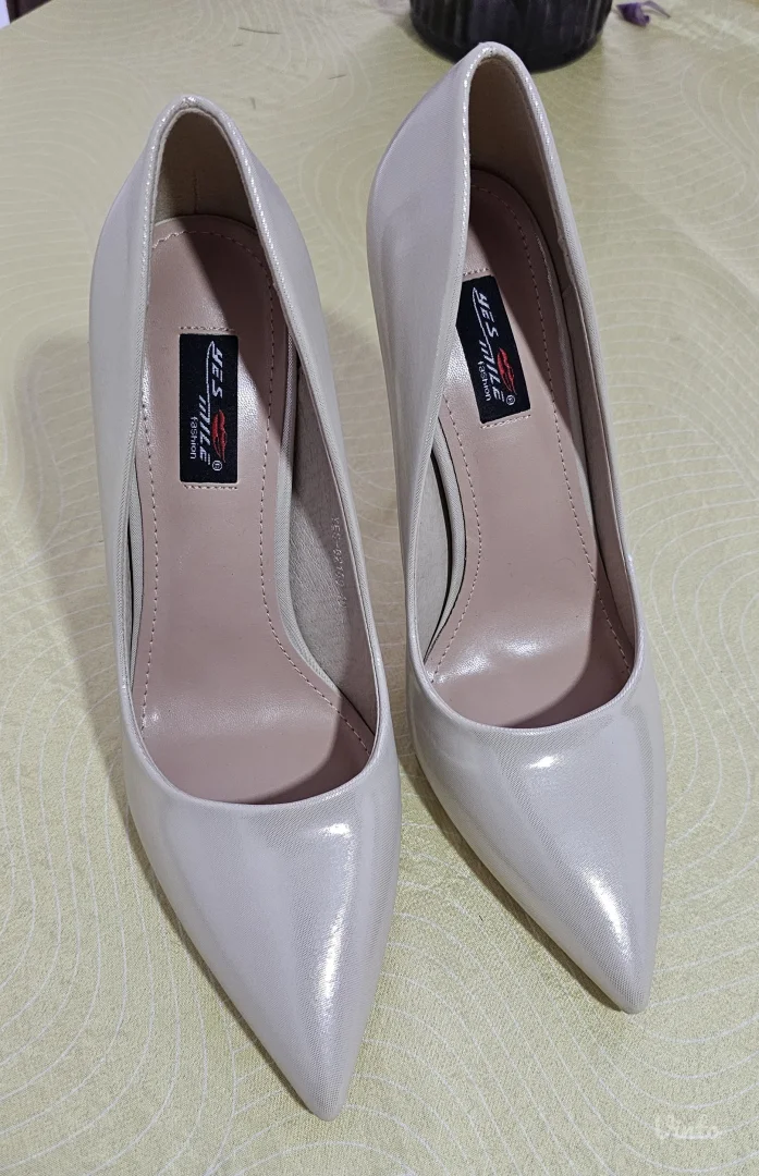 Salonke- Sedefastno bež