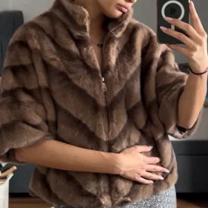 Ženska bunda-nova sa etiketom