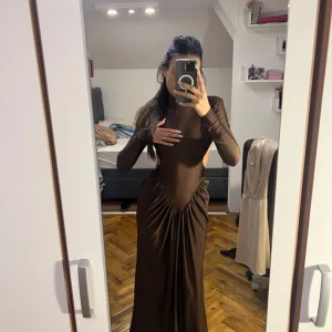 Elegantna haljina-nova sa etiketom